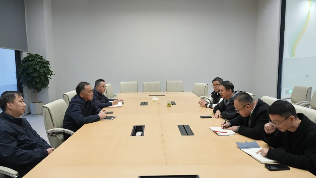 1763696437990565VY95.png 00a7d556-76de-4c14-b426-418e0e8597e1.png